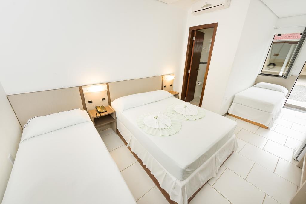 Hotel Brasil بنها الغرفة الصورة